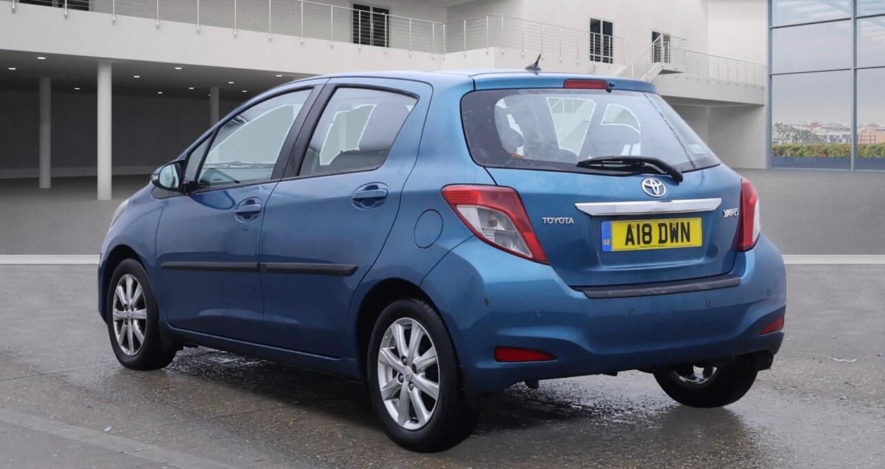 Used Toyota Yaris 2011 for sale - 76486826: Photo 3