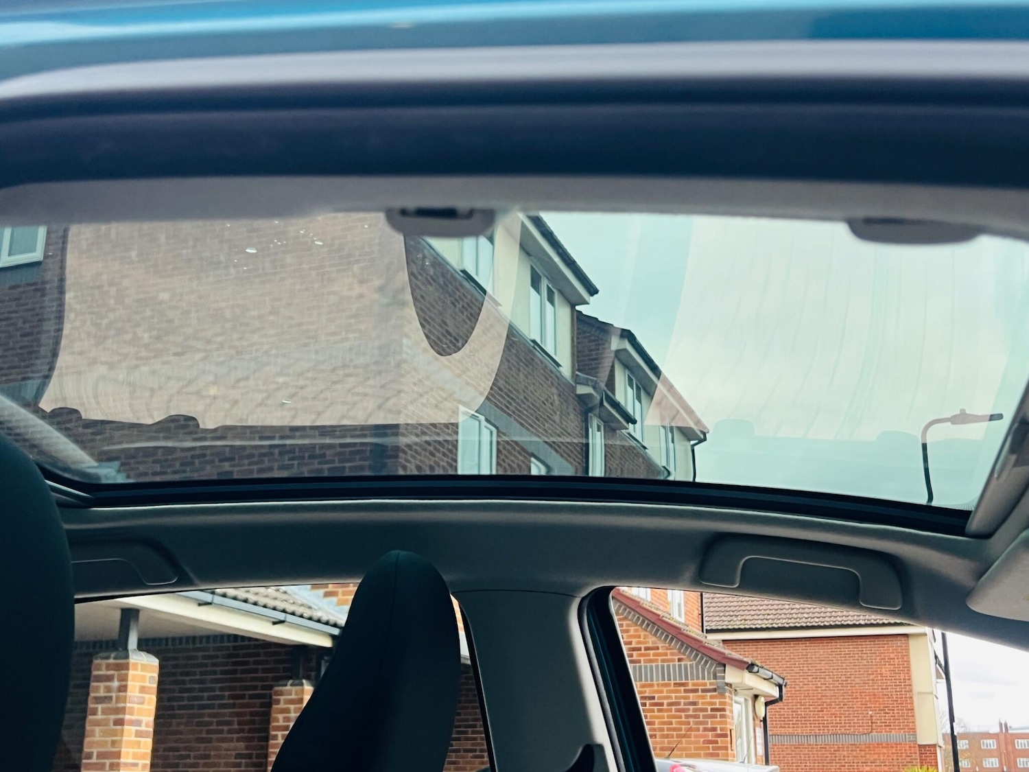 Used Toyota Yaris 2011 for sale - 76486826: Photo 35