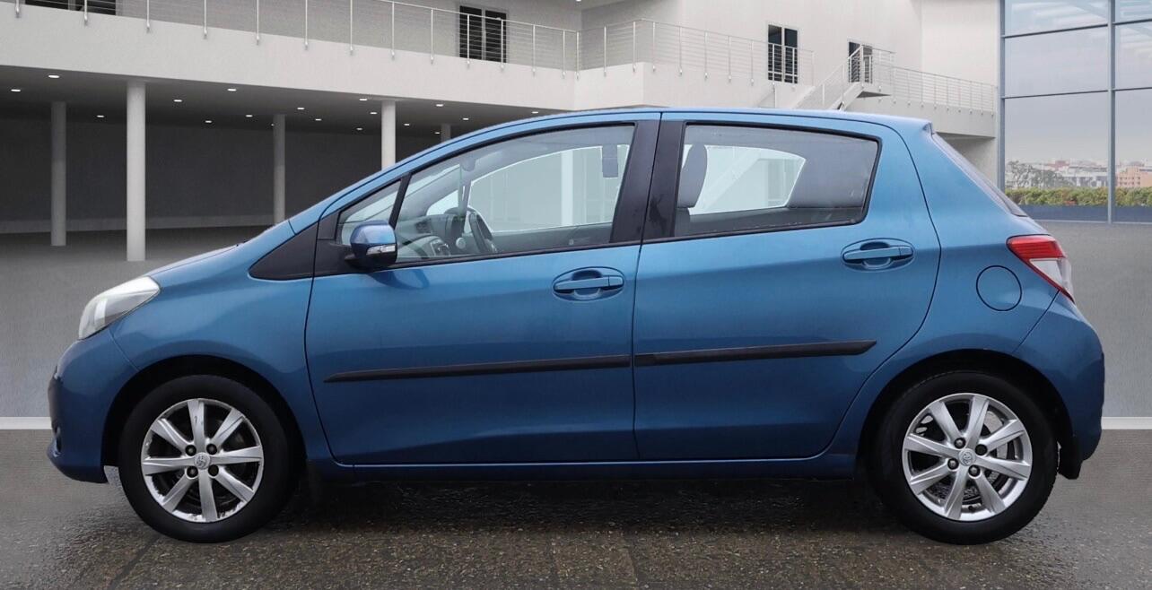 Used Toyota Yaris 2011 for sale - 76486826: Photo 6