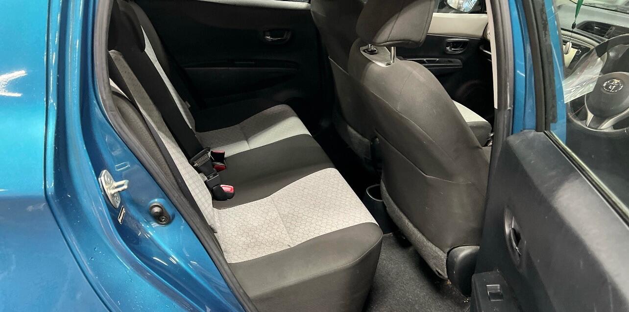 Used Toyota Yaris 2011 for sale - 76486826: Photo 8