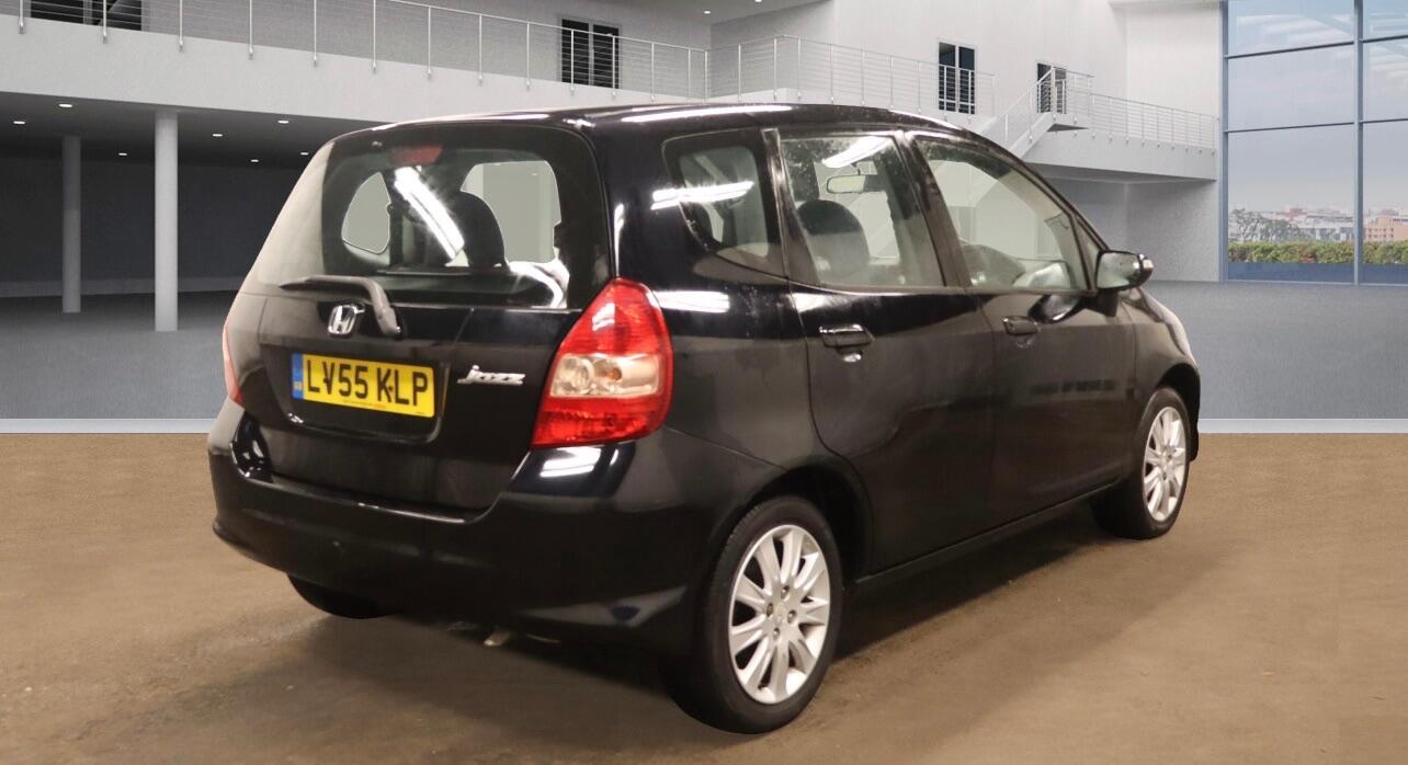 Used Honda Jazz 2005 for sale - 76592826: Photo 4