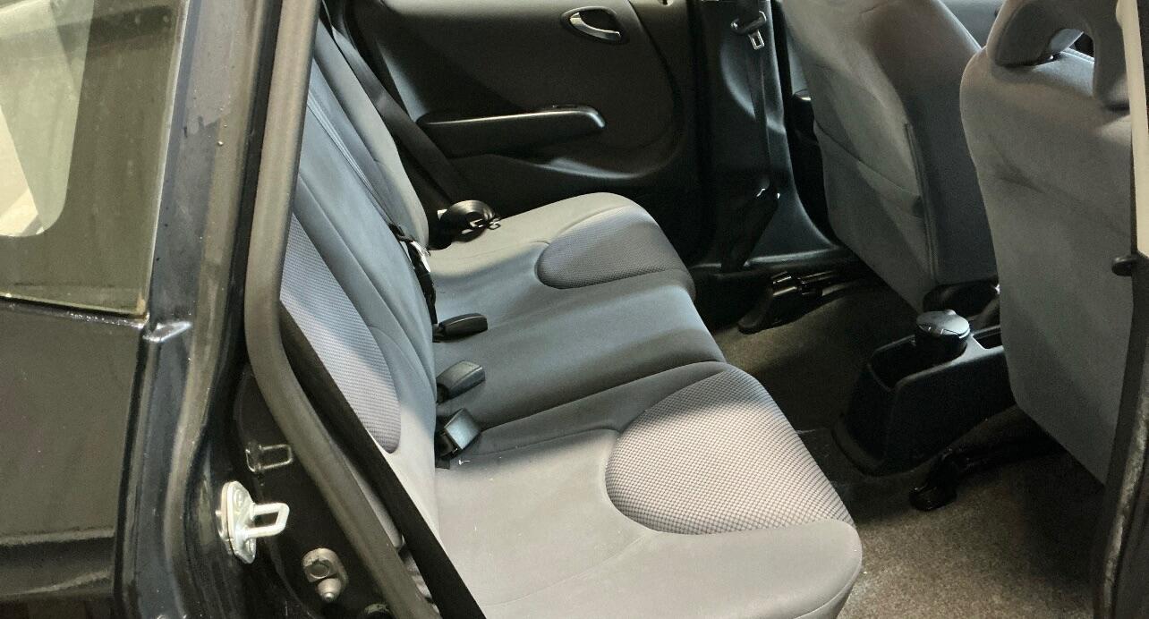 Used Honda Jazz 2005 for sale - 76592826: Photo 8