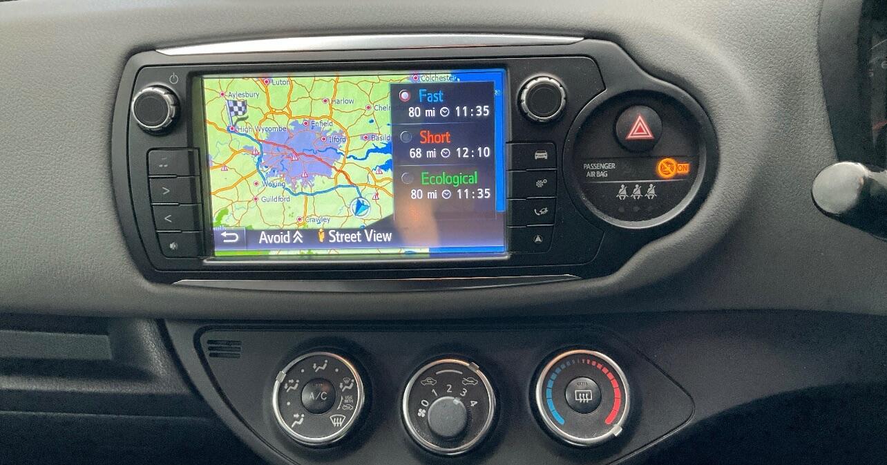 Used Toyota Yaris for sale - 76499789: Photo 11