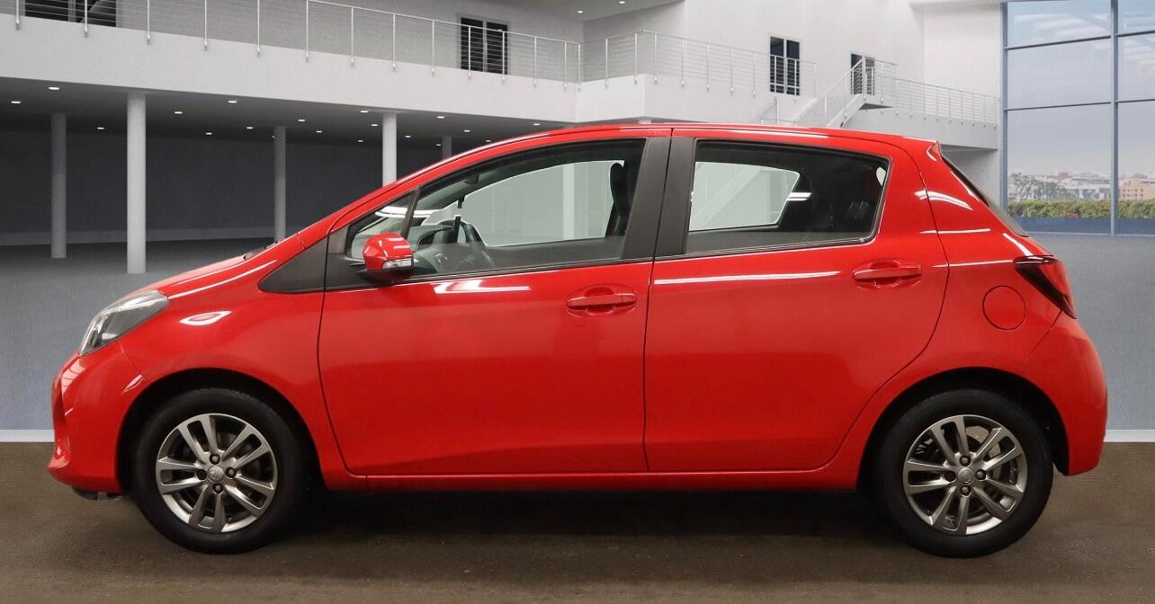 Used Toyota Yaris for sale - 76499789: Photo 6