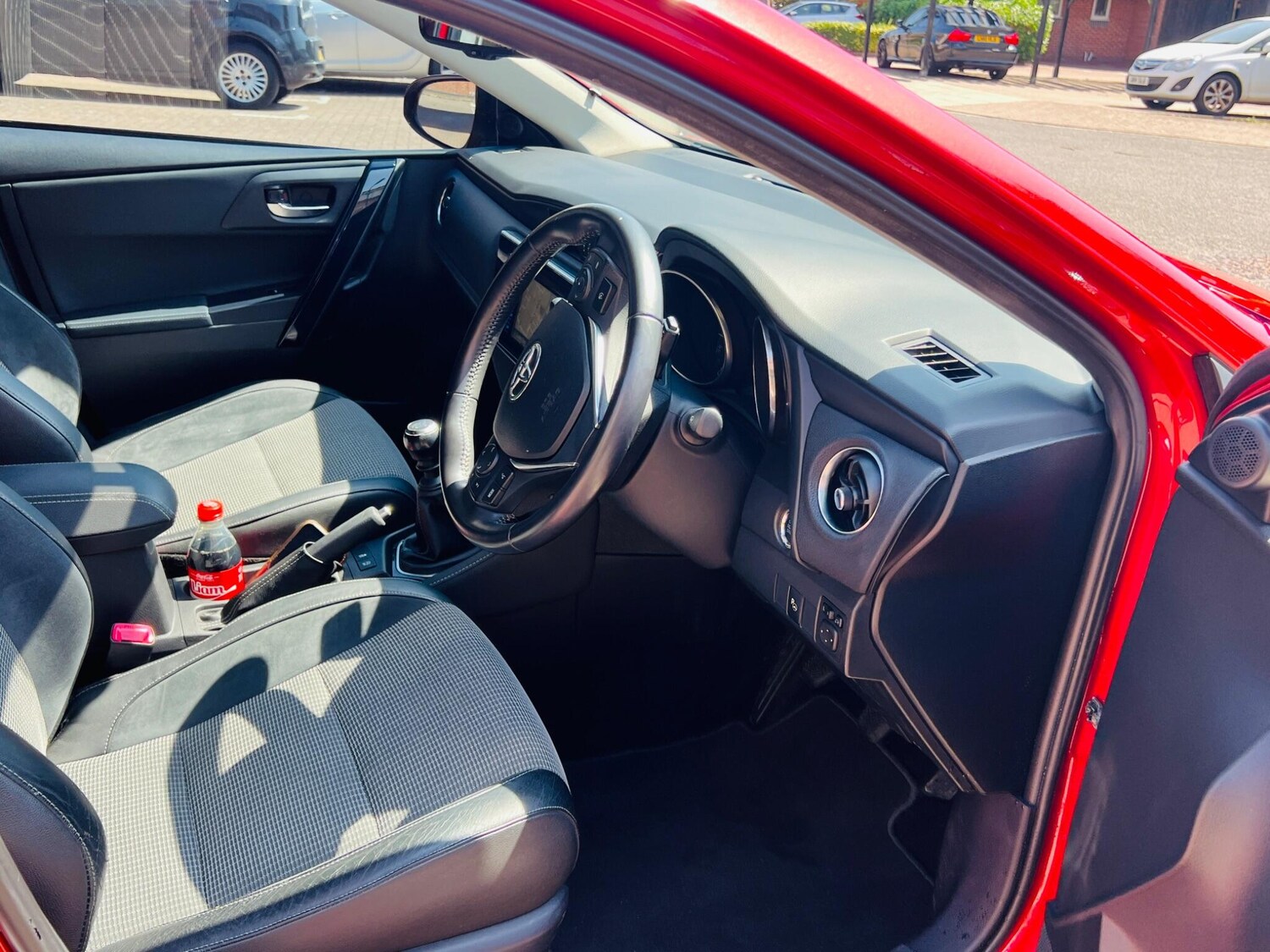 Used Toyota Auris 2015 for sale - 76486827: Photo 25