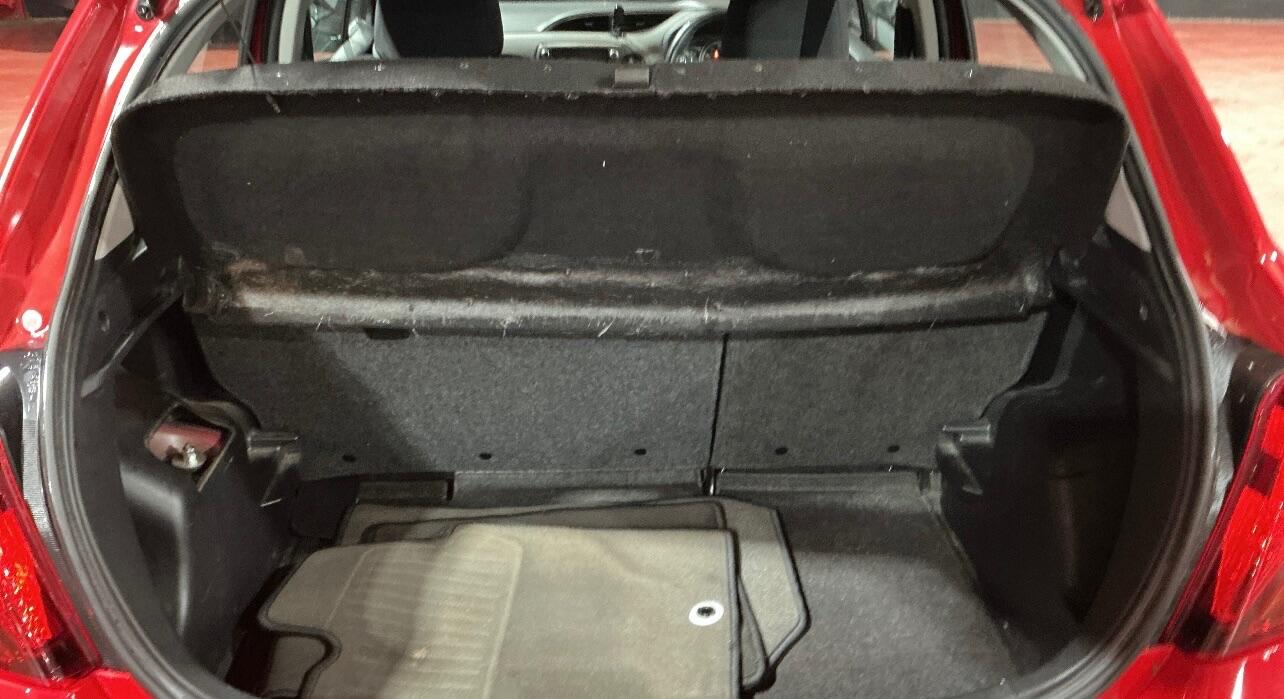 Used Toyota Yaris 2015 for sale - 76913063: Photo 11