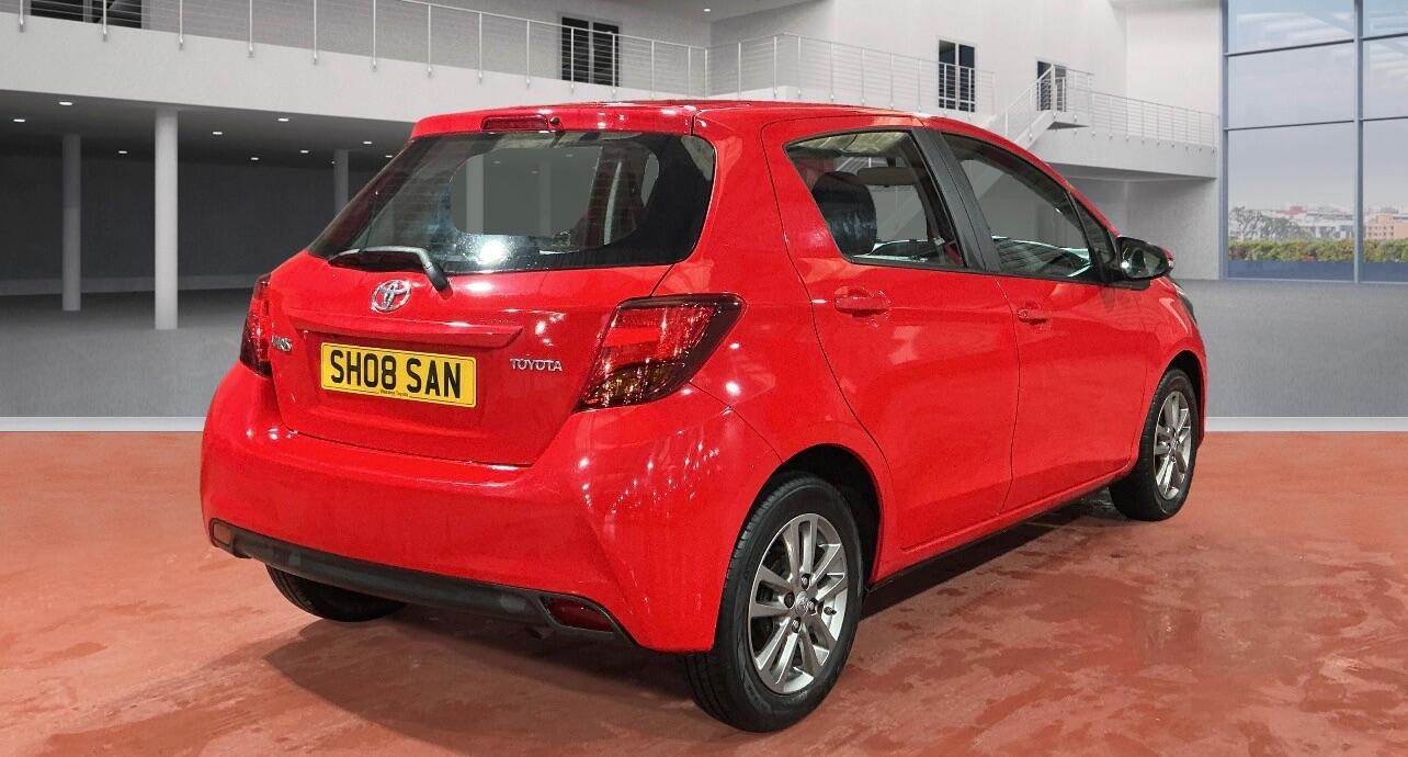 Used Toyota Yaris 2015 for sale - 76913063: Photo 6