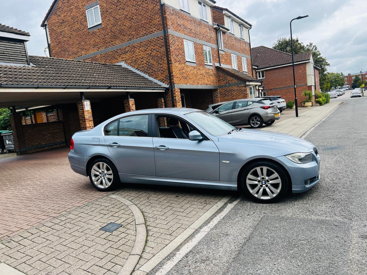 Used BMW 3 Series 2010 for sale - 76993256: Photo 17