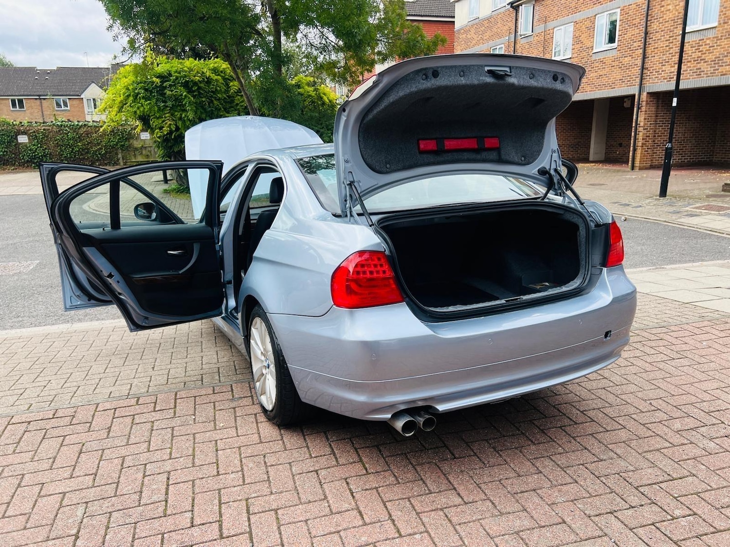 Used BMW 3 Series 2010 for sale - 76993256: Photo 30