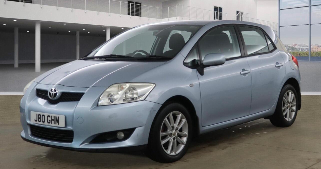 Used Toyota Auris 2009 for sale - 77021138: Photo 2