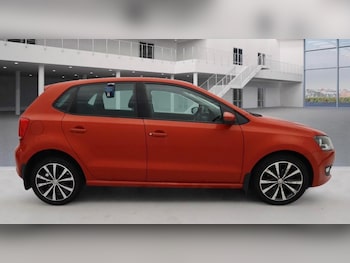 Used Volkswagen Polo 2013 for sale - 77074274: Photo