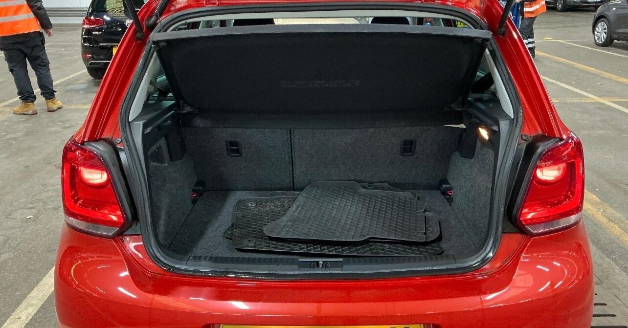 Used Volkswagen Polo 2013 for sale - 77074274: Photo 7