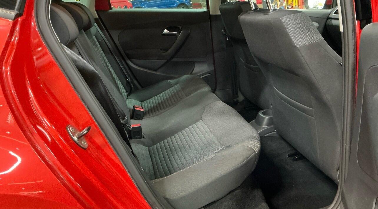 Used Volkswagen Polo 2013 for sale - 77074274: Photo 8