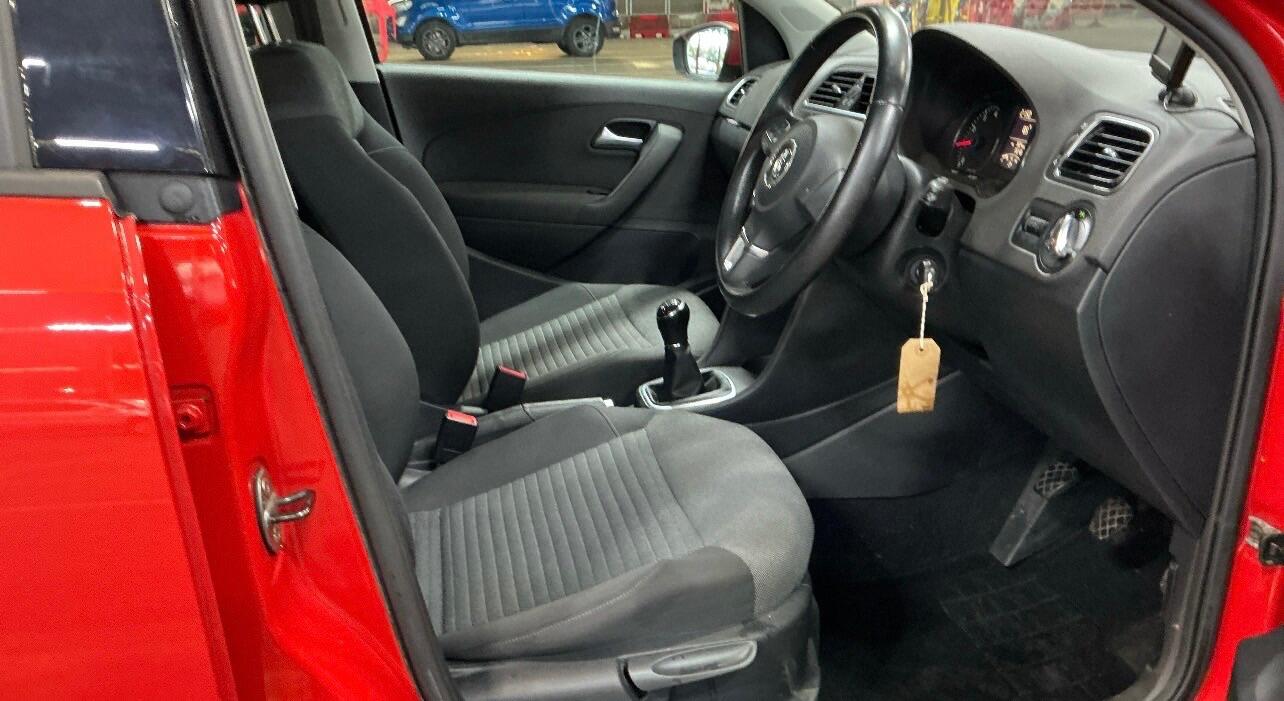 Used Volkswagen Polo 2013 for sale - 77074274: Photo 9
