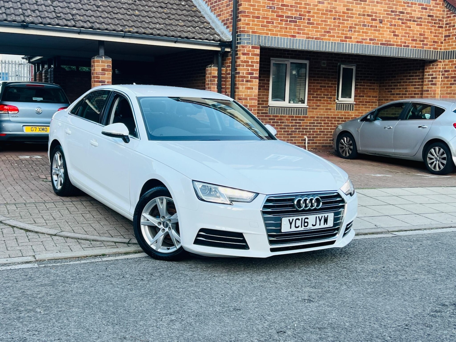 Used Audi A4 2016 for sale - 76990960: Photo 11