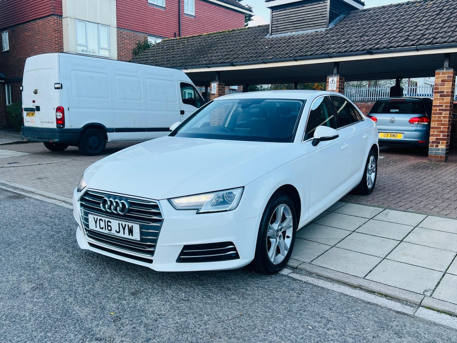 Used Audi A4 2016 for sale - 76990960: Photo 12