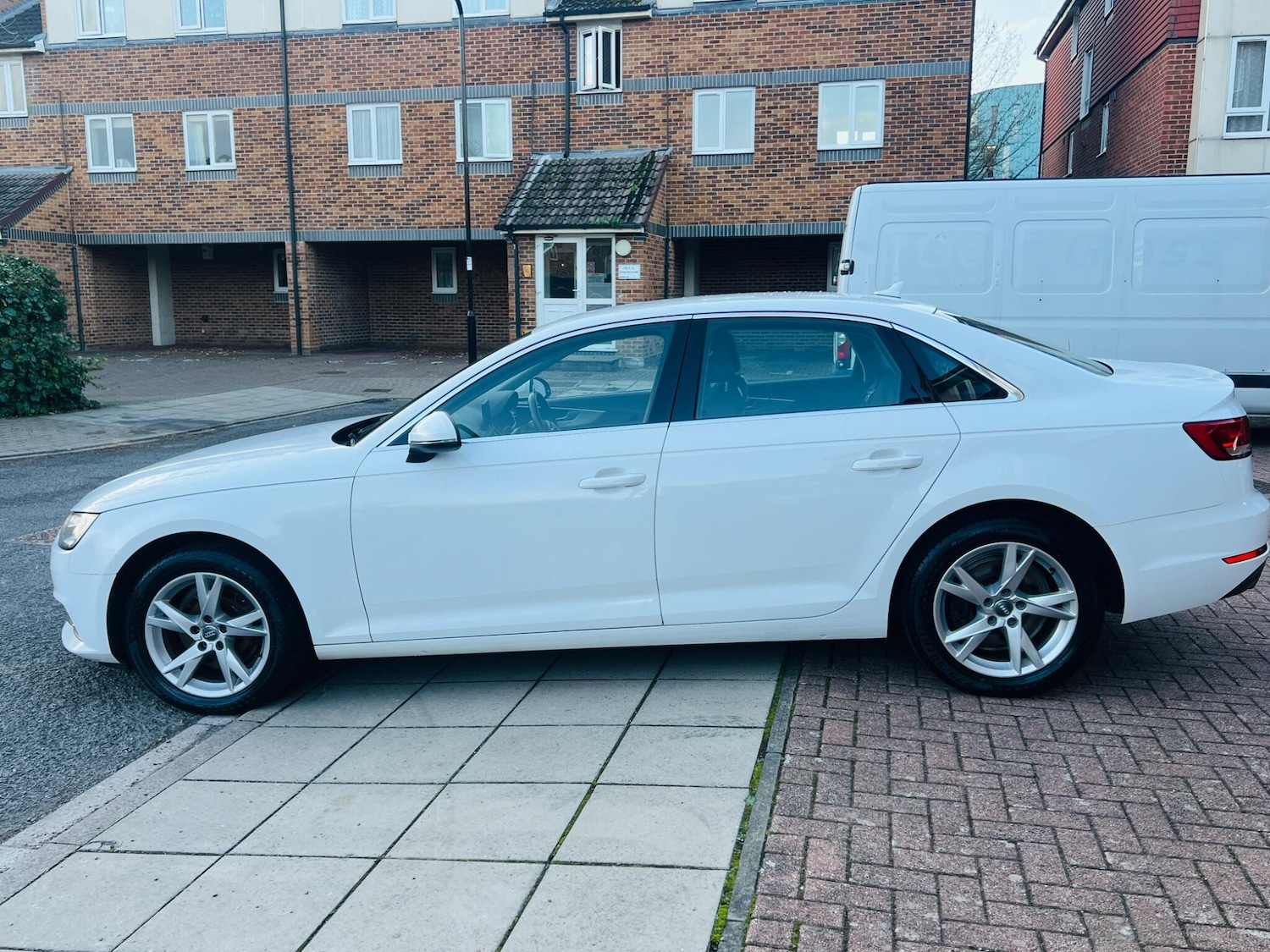 Used Audi A4 2016 for sale - 76990960: Photo 22