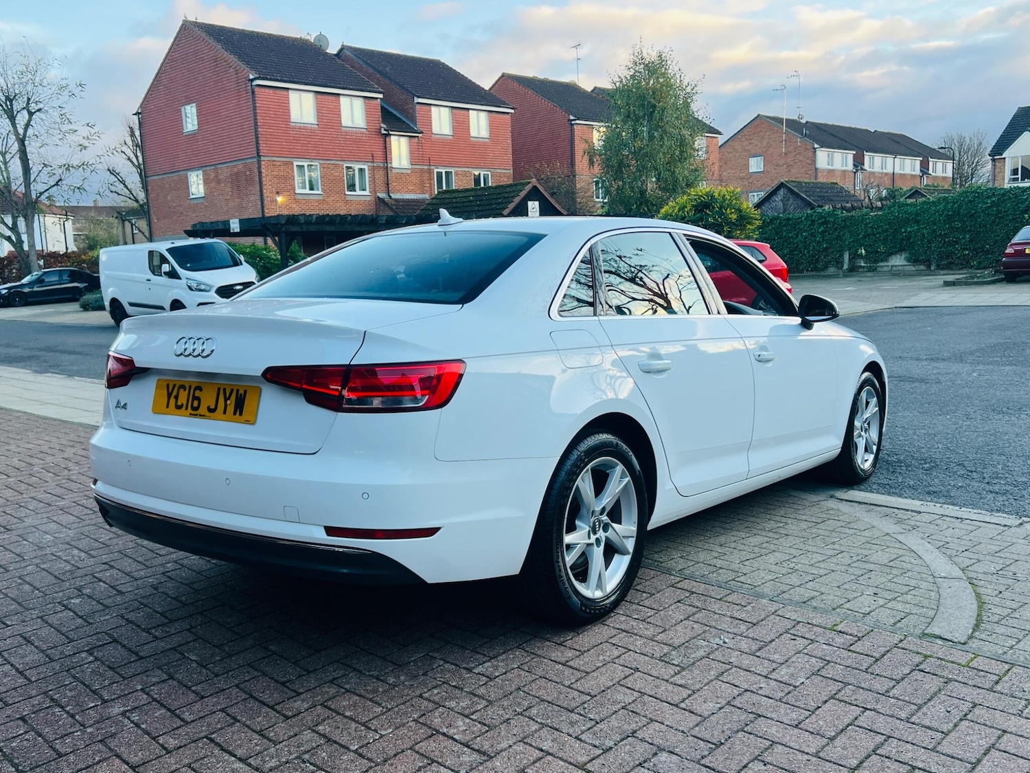 Used Audi A4 2016 for sale - 76990960: Photo 27