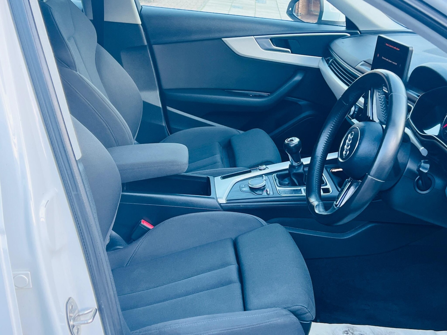 Used Audi A4 2016 for sale - 76990960: Photo 37