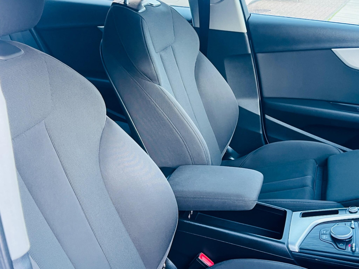 Used Audi A4 2016 for sale - 76990960: Photo 39