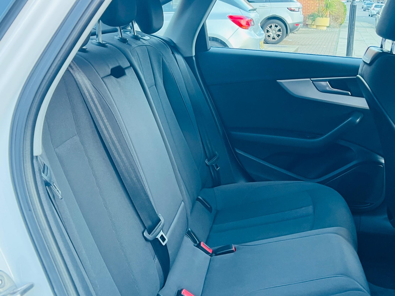 Used Audi A4 2016 for sale - 76990960: Photo 41