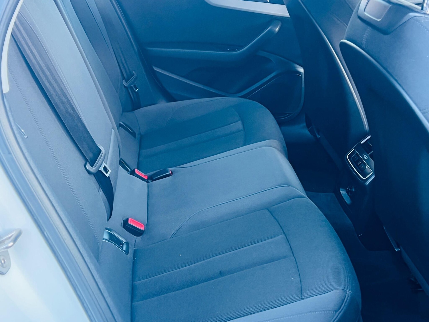 Used Audi A4 2016 for sale - 76990960: Photo 42