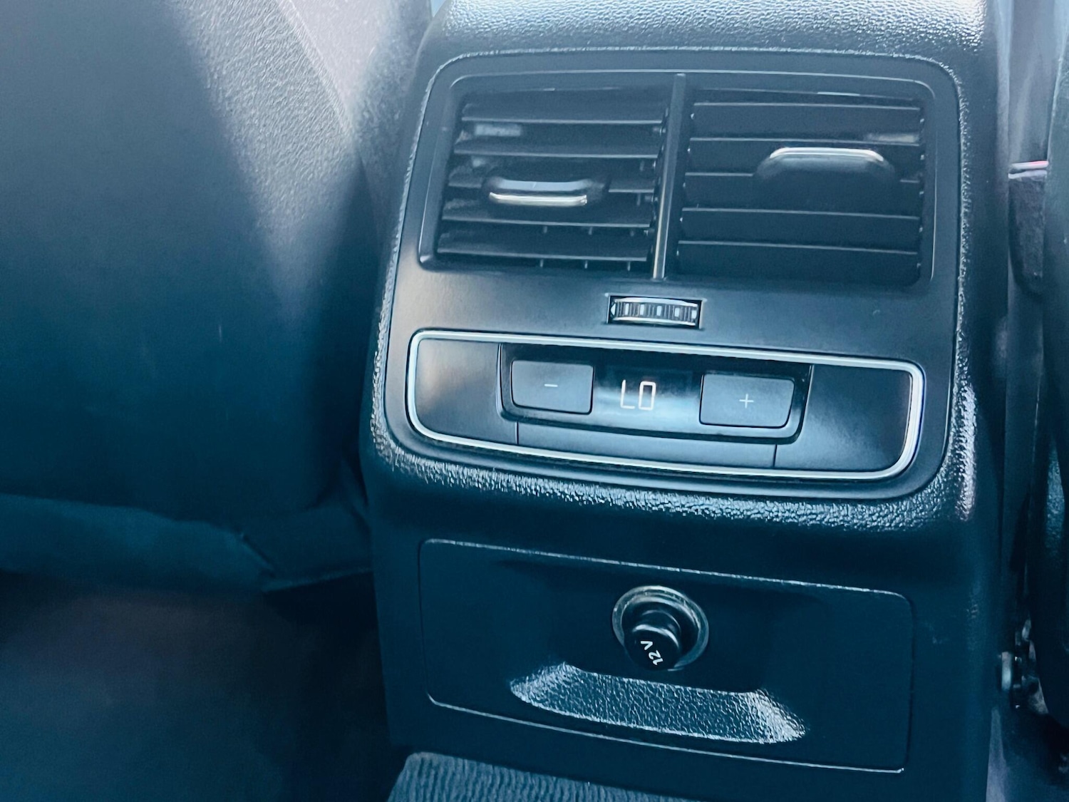 Used Audi A4 2016 for sale - 76990960: Photo 47