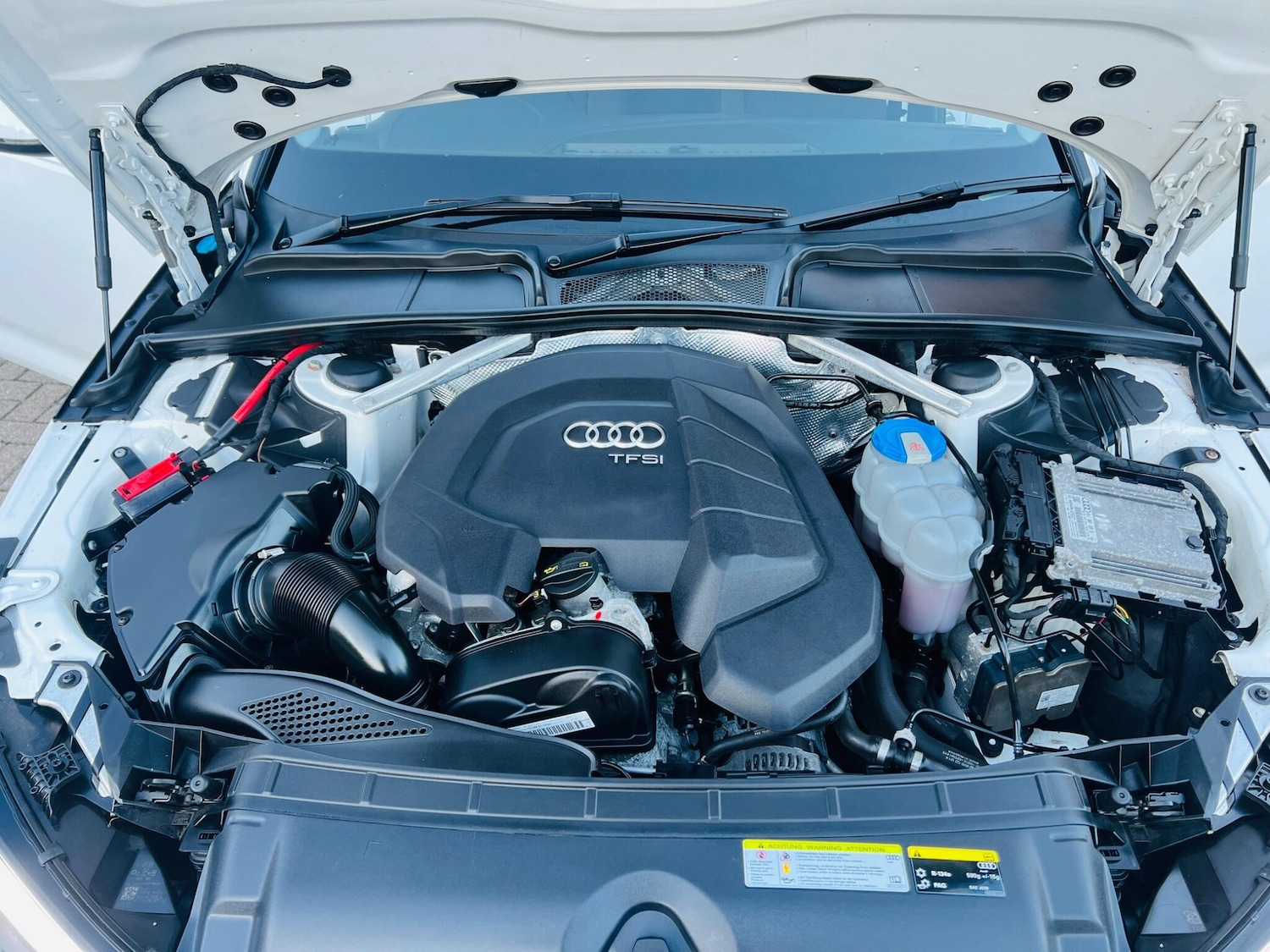 Used Audi A4 2016 for sale - 76990960: Photo 50