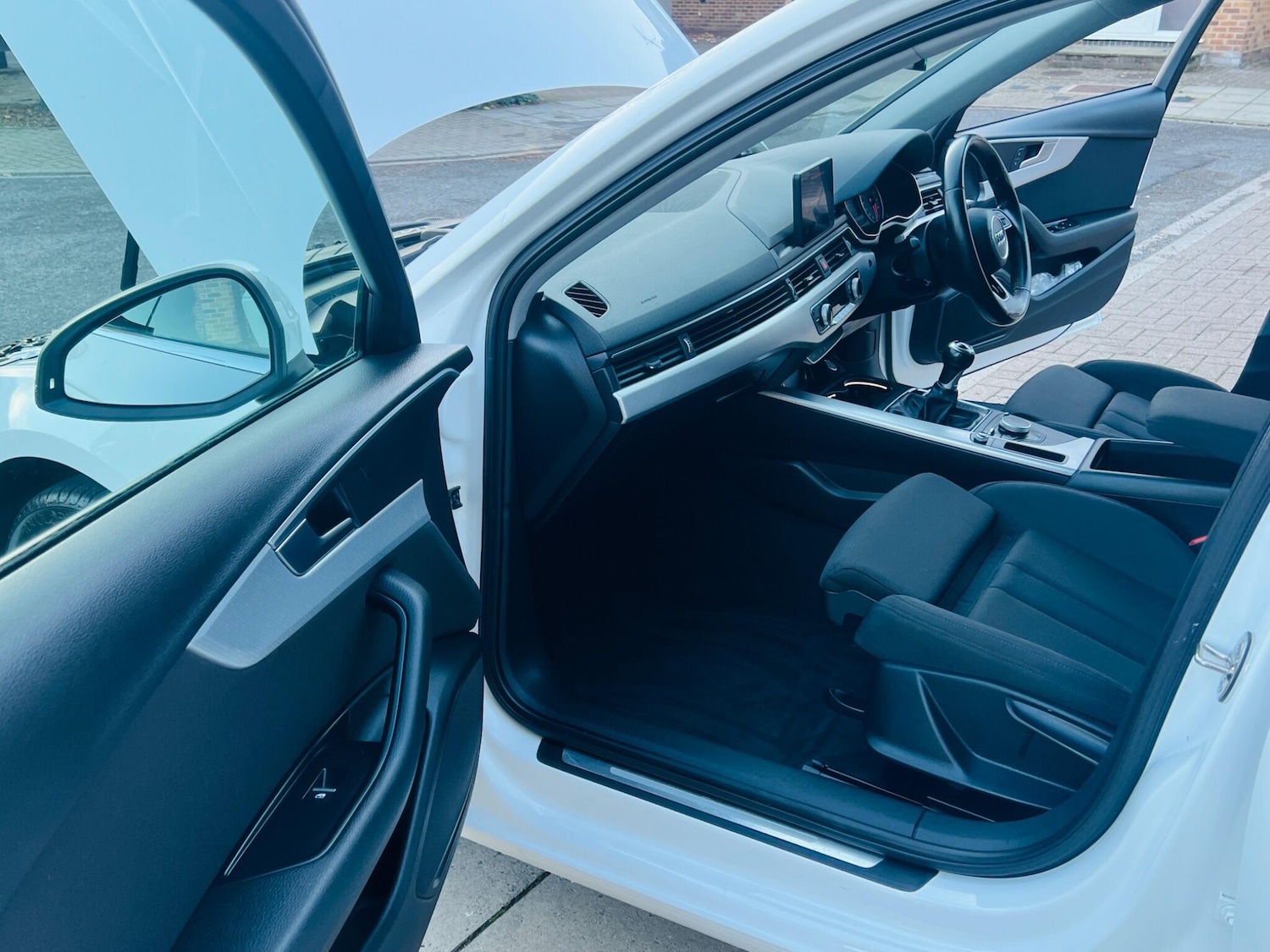 Used Audi A4 2016 for sale - 76990960: Photo 67