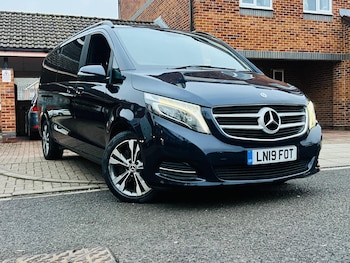 Used Mercedes-Benz V-Class 2019 for sale - 76715046: Photo