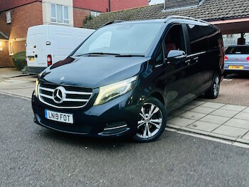 Used Mercedes-Benz V-Class 2019 for sale - 76715046: Photo