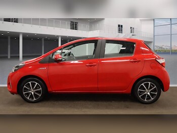 Used Toyota Yaris 2018 for sale - 76997497: Photo