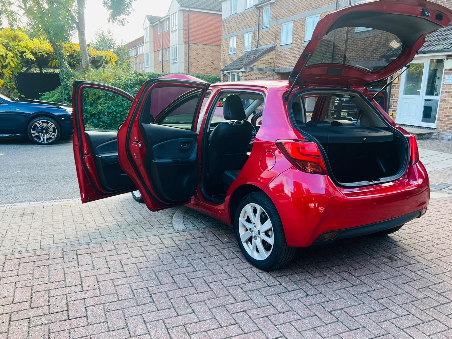 Used Toyota Yaris 2016 for sale - 76486861: Photo 10