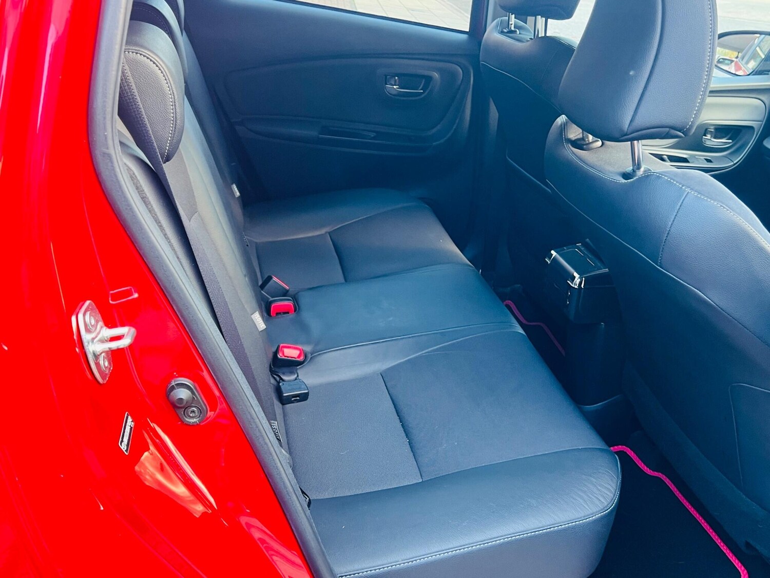 Used Toyota Yaris 2016 for sale - 76486861: Photo 28