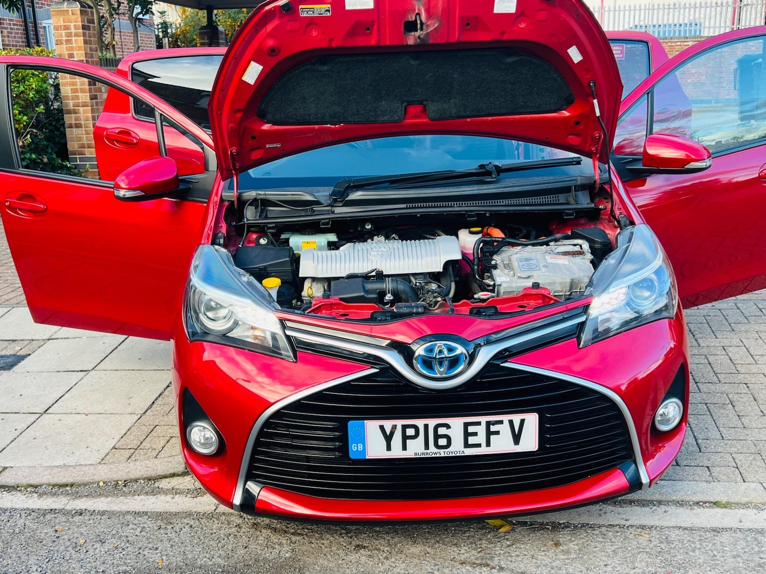 Used Toyota Yaris 2016 for sale - 76486861: Photo 3