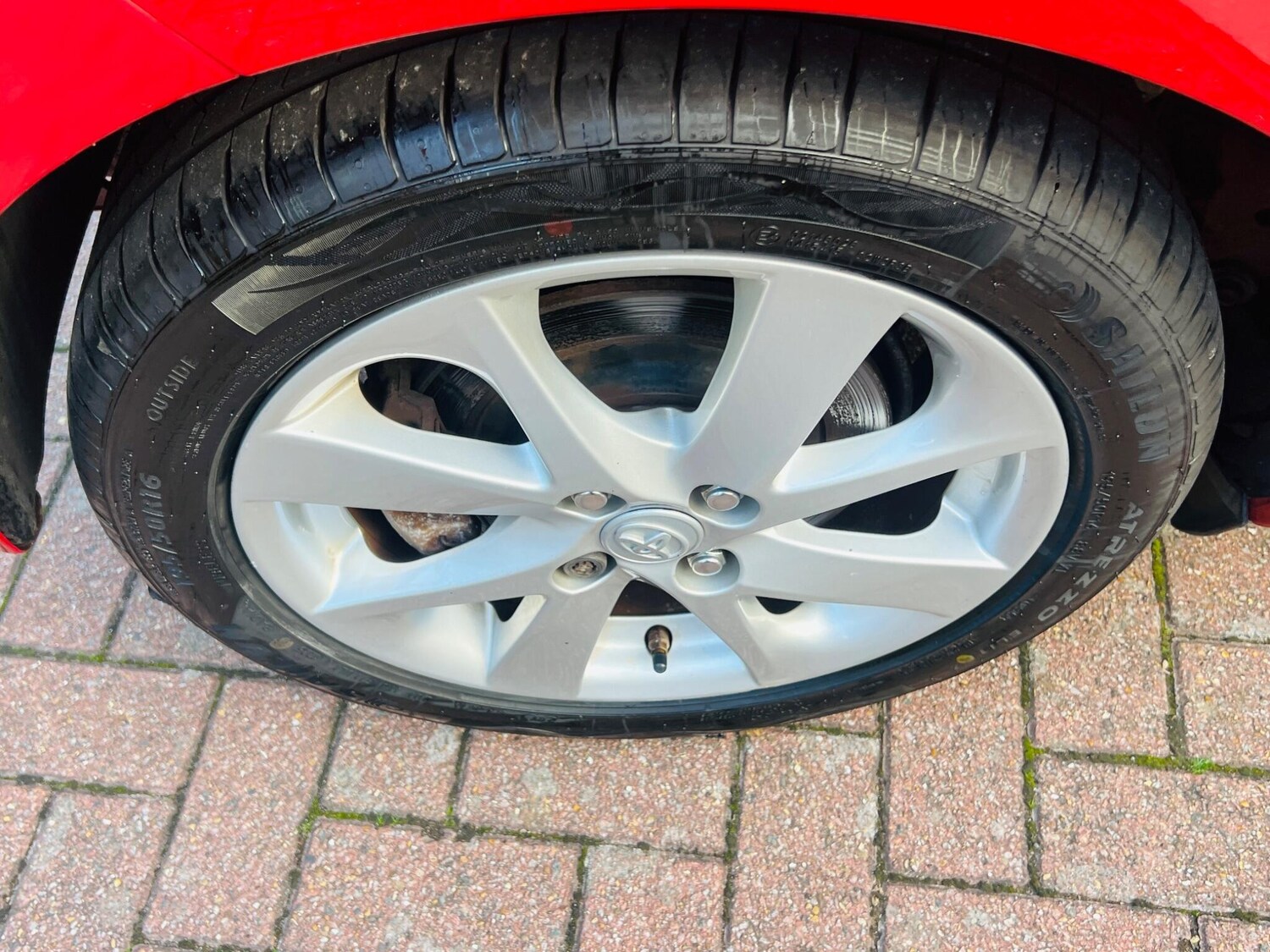 Used Toyota Yaris 2016 for sale - 76486861: Photo 34