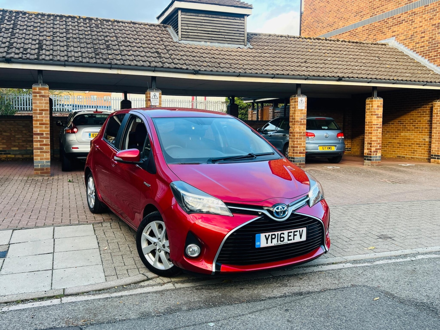 Used Toyota Yaris 2016 for sale - 76486861: Photo 5