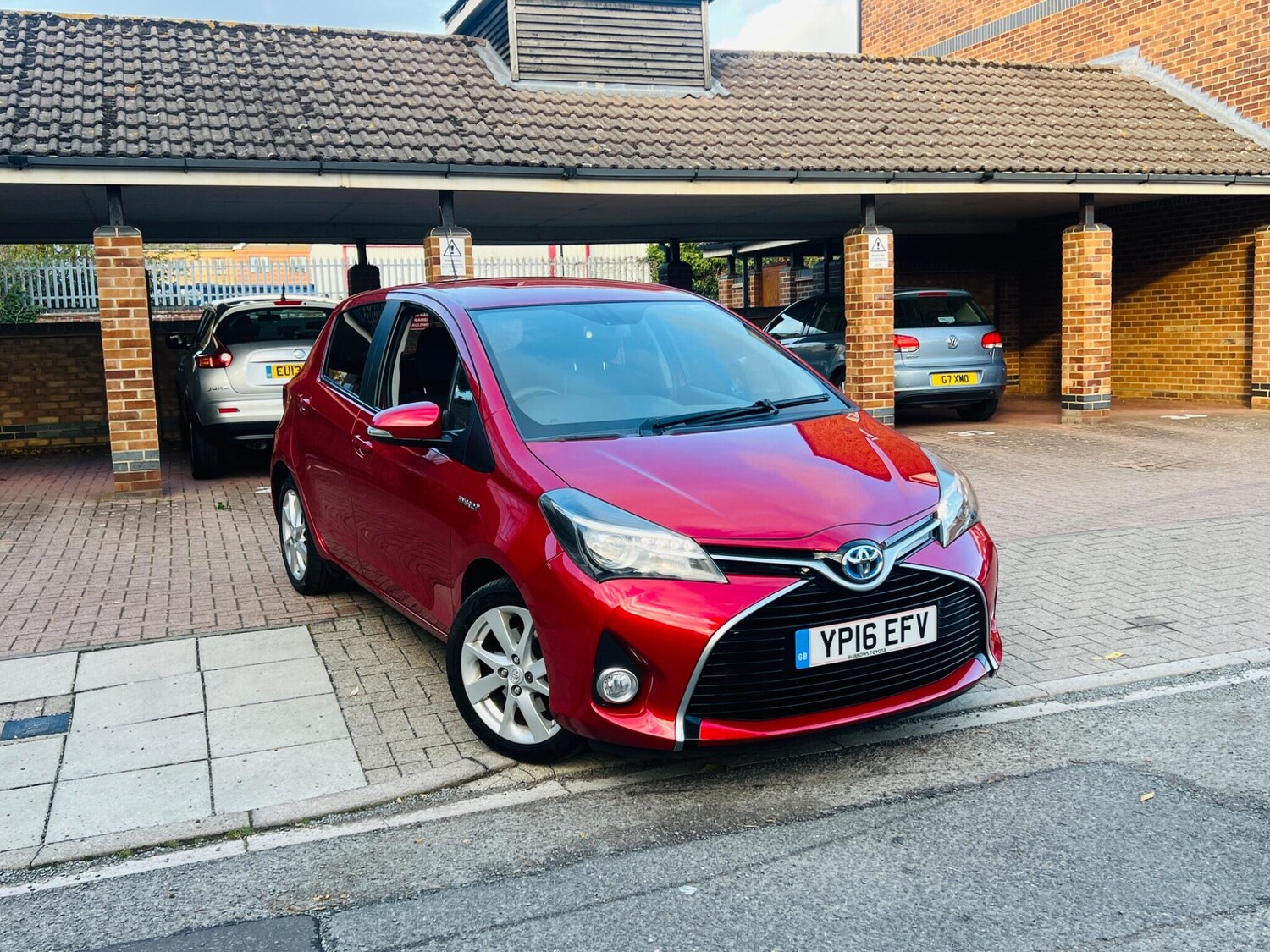 Used Toyota Yaris 2016 for sale - 76486861: Photo 6