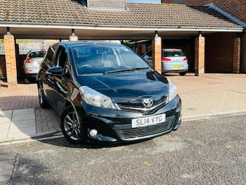 Used Toyota Yaris 2014 for sale - 76486813: Photo