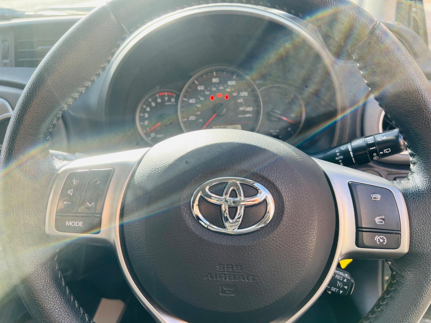 Used Toyota Yaris 2014 for sale - 76486813: Photo 41