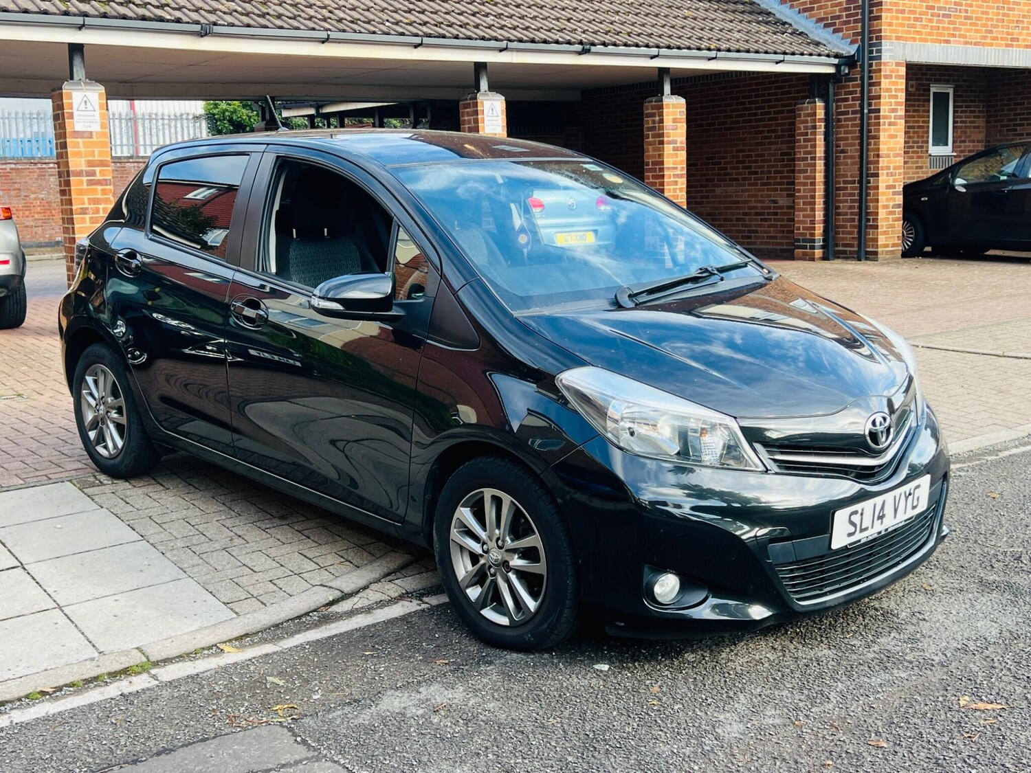 Used Toyota Yaris 2014 for sale - 76486813: Photo 8