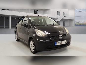 (57) - 1.0 VVT-i Black Euro 4 5dr