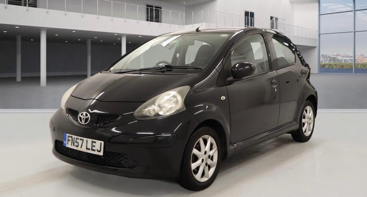 Used Toyota AYGO 2007 for sale - 77060354: Photo 2