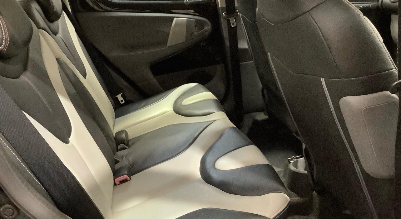 Used Toyota AYGO 2007 for sale - 77060354: Photo 8