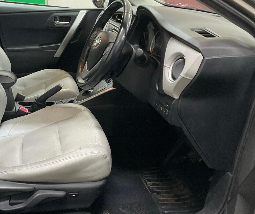 Used Toyota Auris 2013 for sale - 76701719: Photo 9