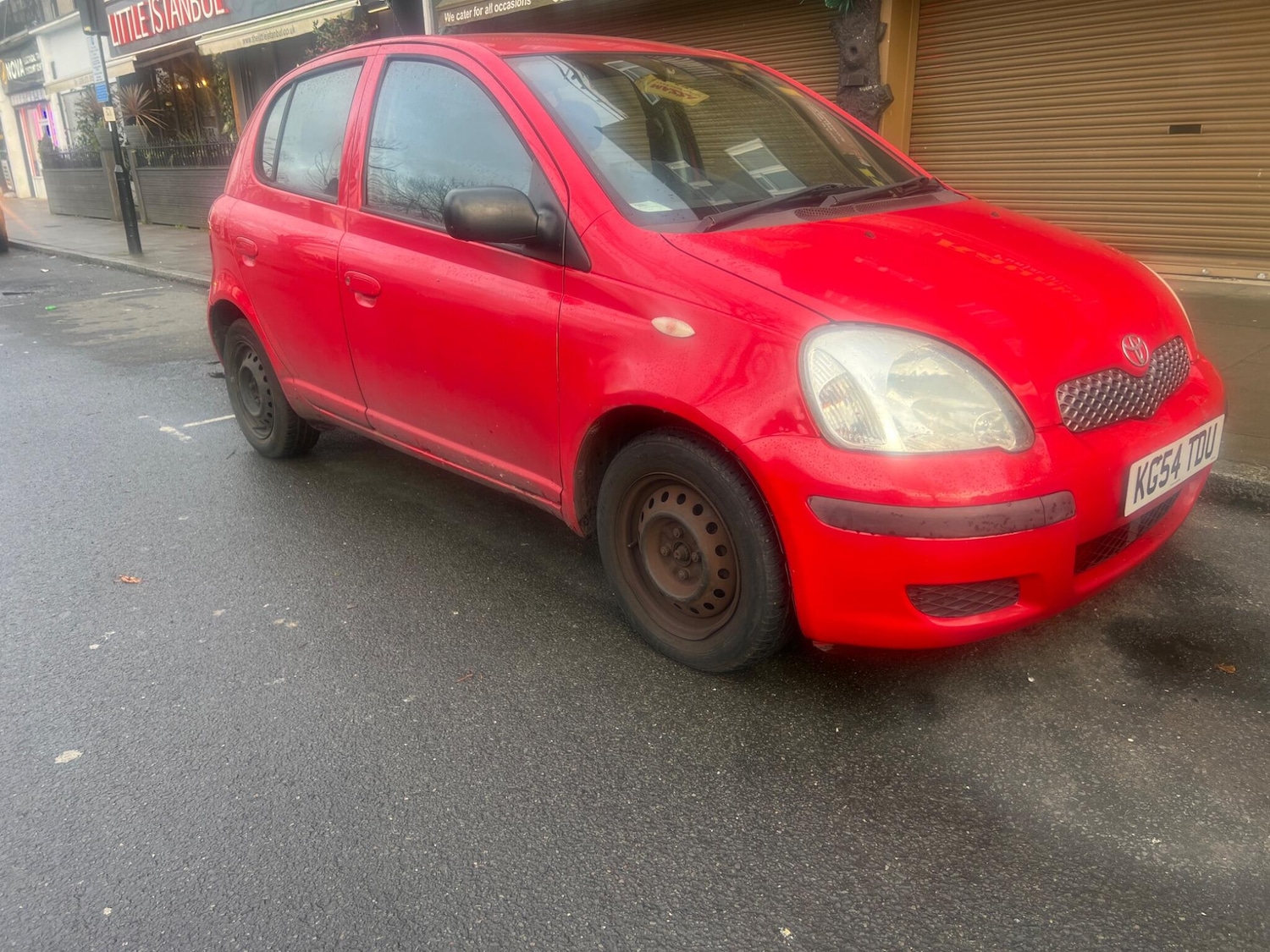 Used Toyota Yaris 2004 for sale - 76925928: Photo 5
