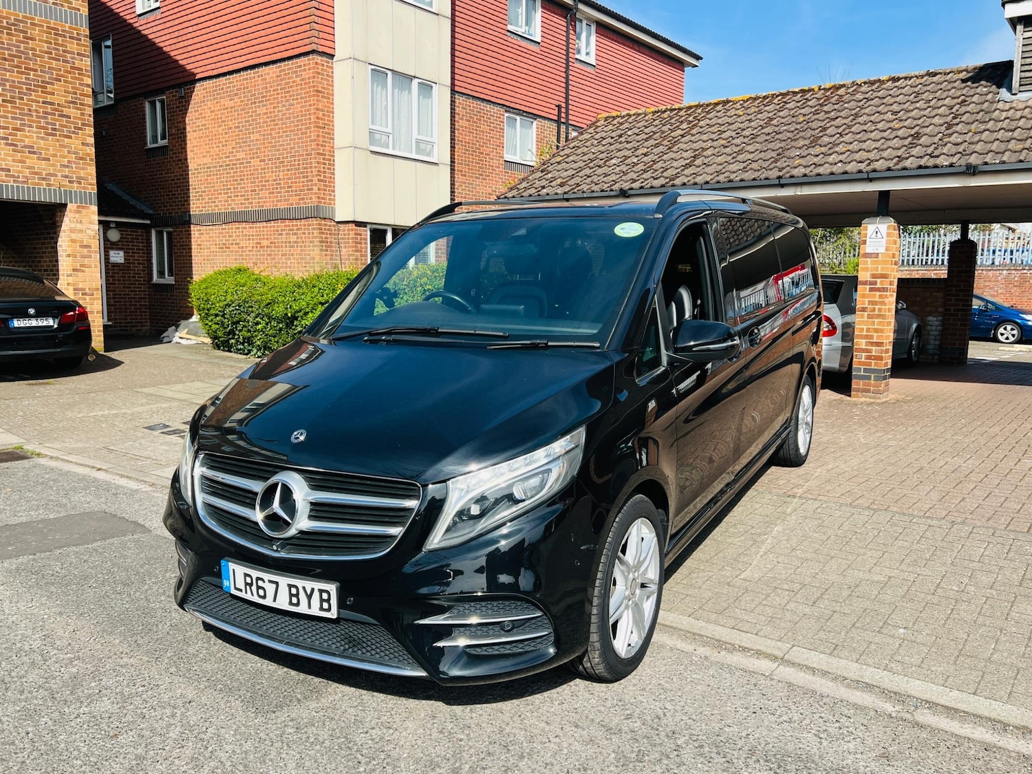 Used Mercedes-Benz V-Class 2017 for sale - 76562524: Photo 11