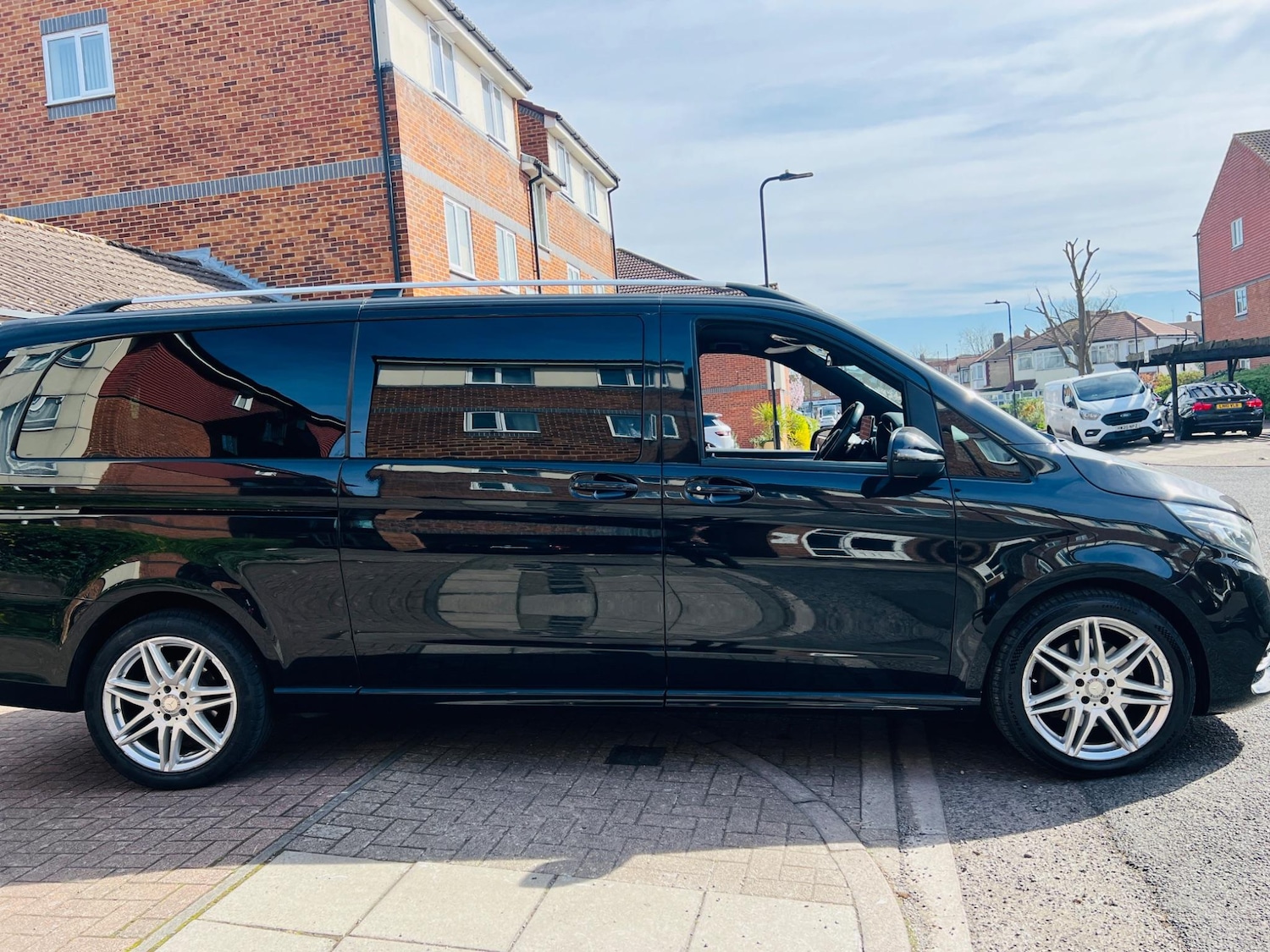 Used Mercedes-Benz V-Class 2017 for sale - 76562524: Photo 17