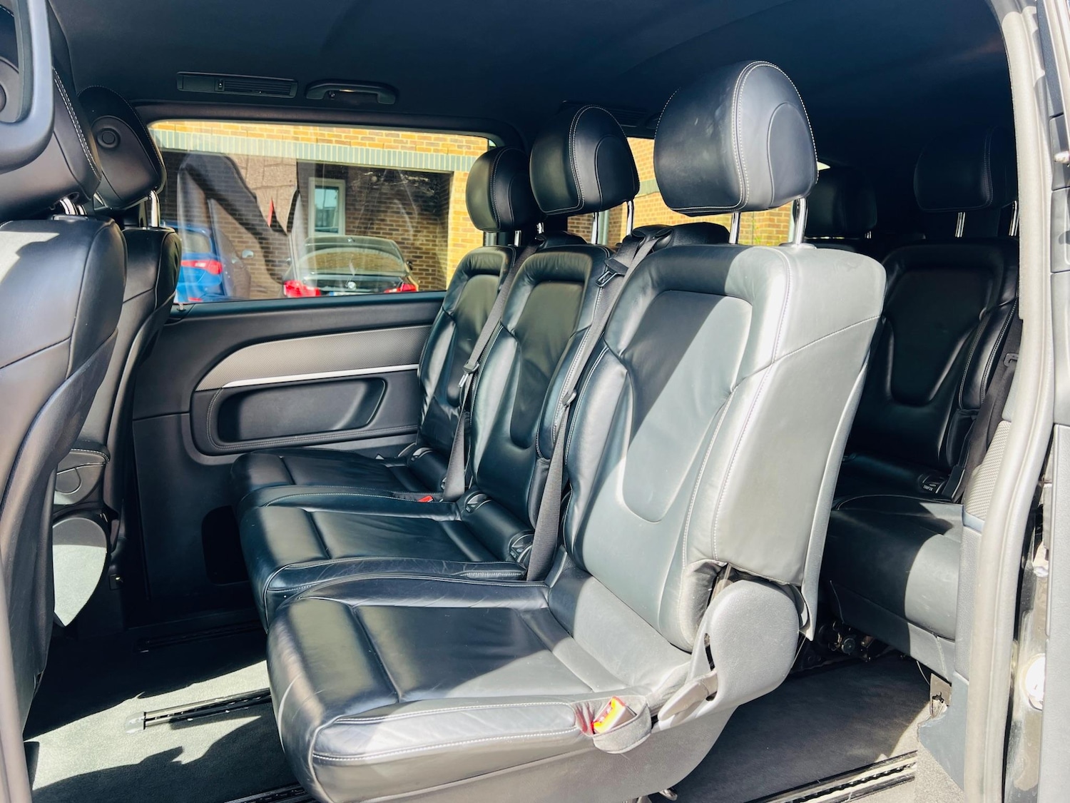 Used Mercedes-Benz V-Class 2017 for sale - 76562524: Photo 28