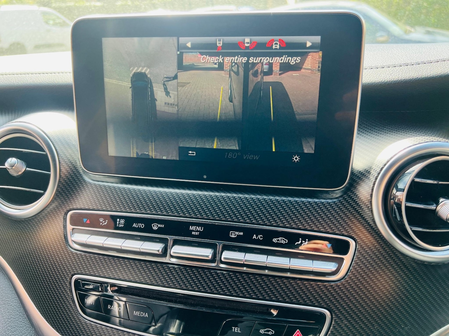 Used Mercedes-Benz V-Class 2017 for sale - 76562524: Photo 38